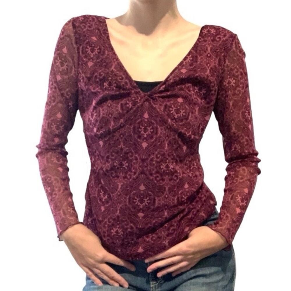 New York & Company Y2K Burgundy Sheer Fitted Long Sleeve Top Small